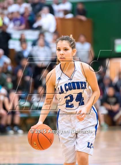 Thumbnail 1 in LaConner vs Adna (WIAA 2B Regional Playoff) photogallery.