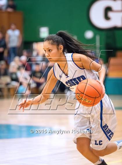 Thumbnail 1 in LaConner vs Adna (WIAA 2B Regional Playoff) photogallery.