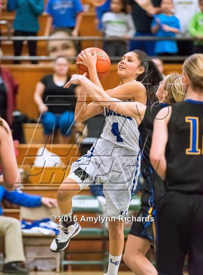 Thumbnail 3 in LaConner vs Adna (WIAA 2B Regional Playoff) photogallery.