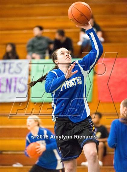 Thumbnail 2 in LaConner vs Adna (WIAA 2B Regional Playoff) photogallery.