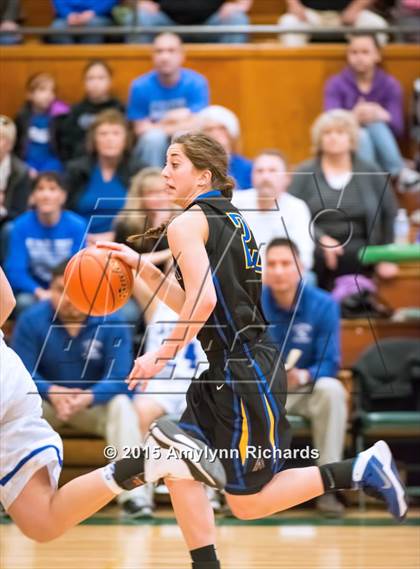 Thumbnail 3 in LaConner vs Adna (WIAA 2B Regional Playoff) photogallery.