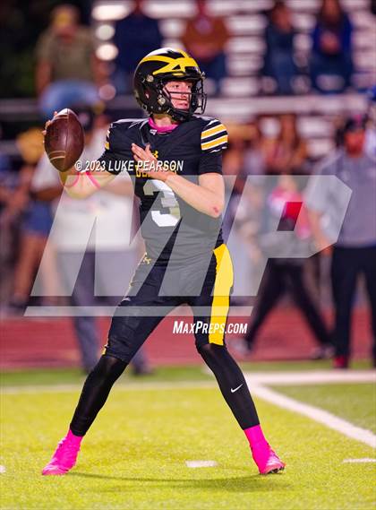 Thumbnail 2 in Folsom @ Del Oro photogallery.