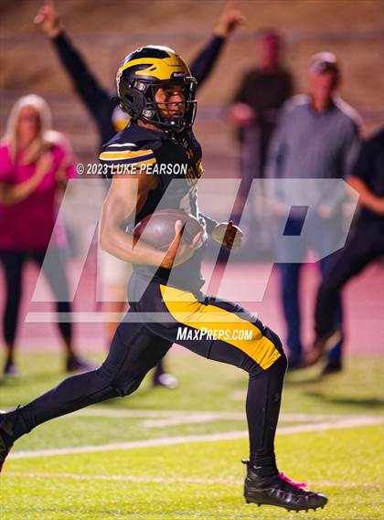 Thumbnail 1 in Folsom @ Del Oro photogallery.