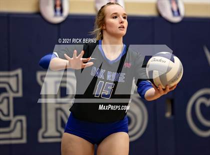 Thumbnail 3 in College Park vs Oak Ridge photogallery.