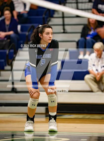 Thumbnail 3 in College Park vs Oak Ridge photogallery.