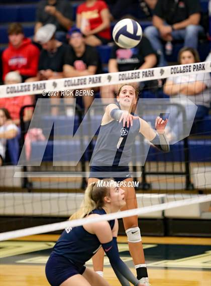 Thumbnail 2 in College Park vs Oak Ridge photogallery.