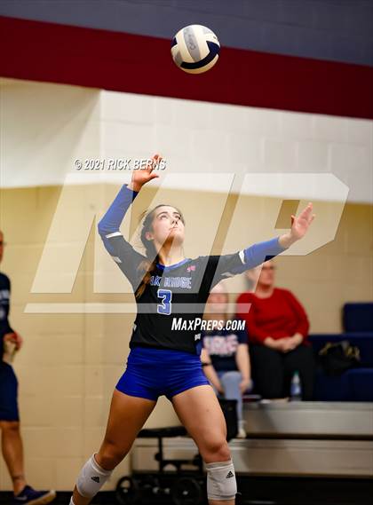 Thumbnail 3 in College Park vs Oak Ridge photogallery.