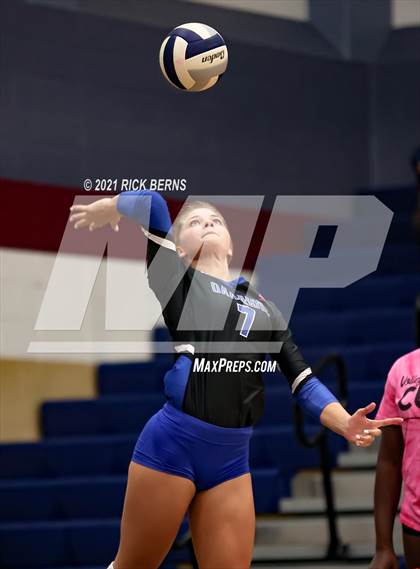 Thumbnail 2 in College Park vs Oak Ridge photogallery.