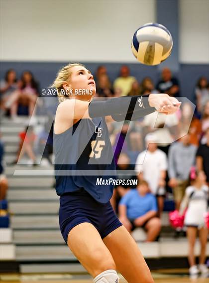 Thumbnail 2 in College Park vs Oak Ridge photogallery.