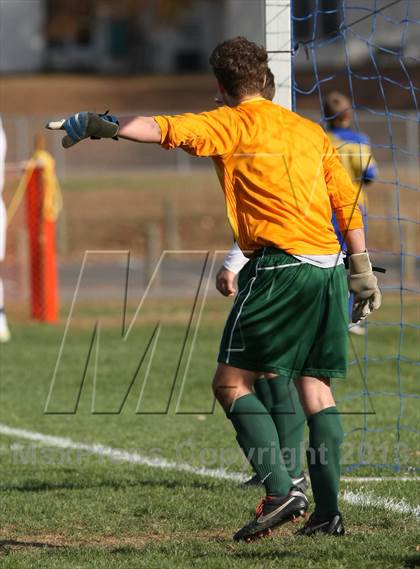 Thumbnail 1 in Hamden @ Glastonbury (CIAC Class LL 1st Round) photogallery.