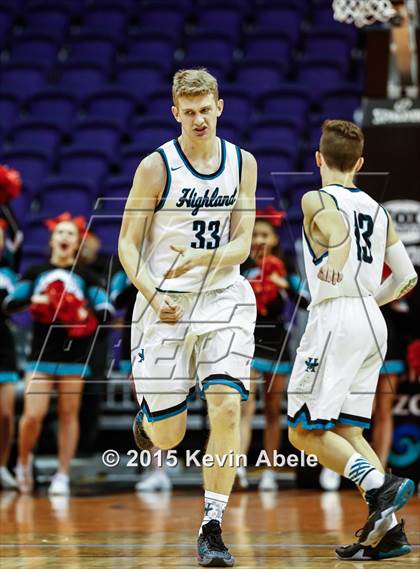 Thumbnail 2 in Corona del Sol vs Highland (Hoopin' it Up at the Arena) photogallery.