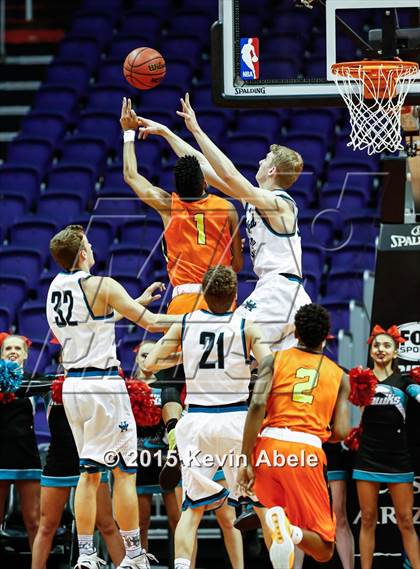 Thumbnail 2 in Corona del Sol vs Highland (Hoopin' it Up at the Arena) photogallery.