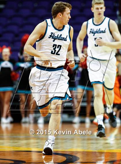 Thumbnail 3 in Corona del Sol vs Highland (Hoopin' it Up at the Arena) photogallery.