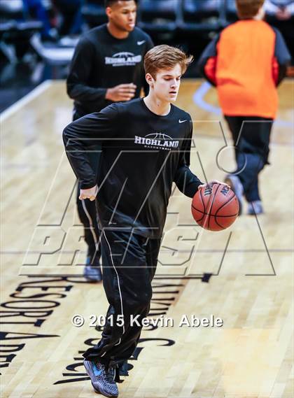 Thumbnail 3 in Corona del Sol vs Highland (Hoopin' it Up at the Arena) photogallery.