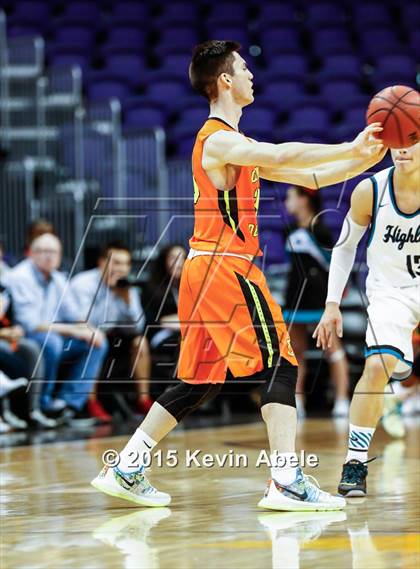 Thumbnail 1 in Corona del Sol vs Highland (Hoopin' it Up at the Arena) photogallery.