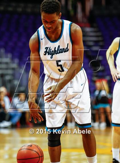 Thumbnail 3 in Corona del Sol vs Highland (Hoopin' it Up at the Arena) photogallery.