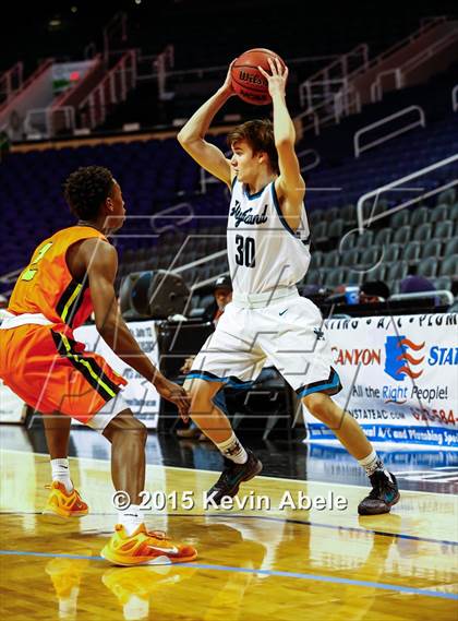 Thumbnail 2 in Corona del Sol vs Highland (Hoopin' it Up at the Arena) photogallery.