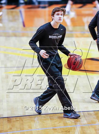 Thumbnail 2 in Corona del Sol vs Highland (Hoopin' it Up at the Arena) photogallery.