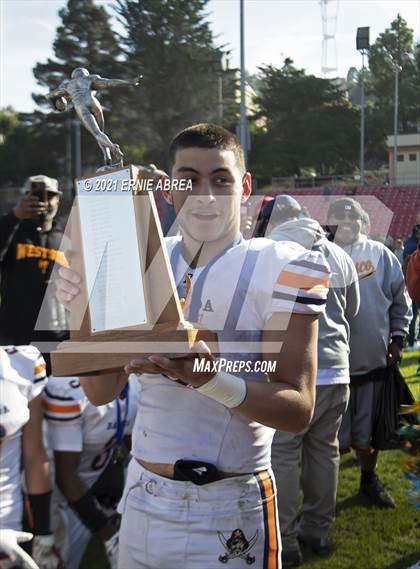 Thumbnail 2 in Lincoln vs. Balboa (CIF SF Final) photogallery.