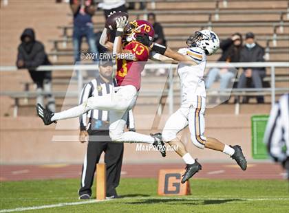 Thumbnail 2 in Lincoln vs. Balboa (CIF SF Final) photogallery.