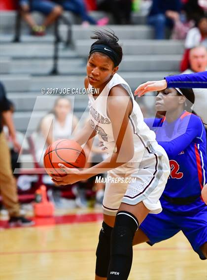 Thumbnail 1 in Fort Bend Kempner vs Leander (Mira's Texas Riviera Tournament) photogallery.