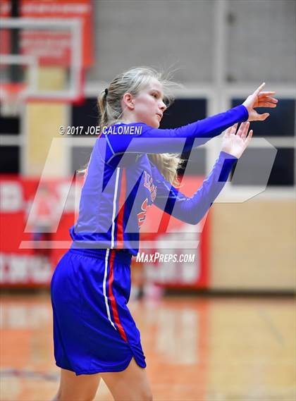 Thumbnail 3 in Fort Bend Kempner vs Leander (Mira's Texas Riviera Tournament) photogallery.