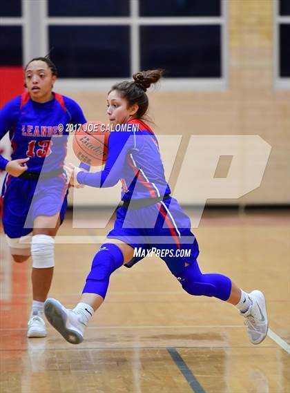 Thumbnail 2 in Fort Bend Kempner vs Leander (Mira's Texas Riviera Tournament) photogallery.