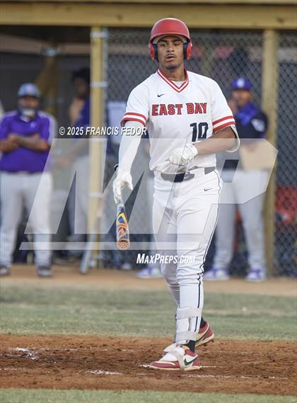 Thumbnail 3 in Spoto vs. East Bay (FHSAA 5A District 8 Final) photogallery.