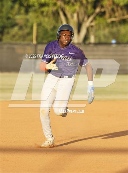 Thumbnail 3 in Spoto vs. East Bay (FHSAA 5A District 8 Final) photogallery.