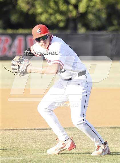 Thumbnail 3 in Spoto vs. East Bay (FHSAA 5A District 8 Final) photogallery.