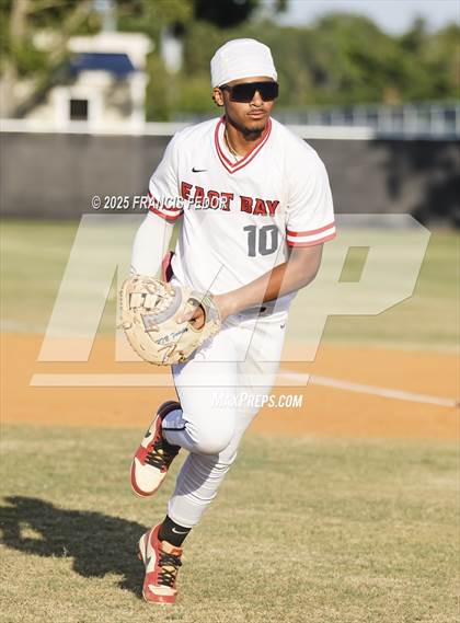 Thumbnail 2 in Spoto vs. East Bay (FHSAA 5A District 8 Final) photogallery.