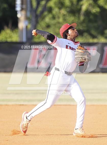 Thumbnail 2 in Spoto vs. East Bay (FHSAA 5A District 8 Final) photogallery.