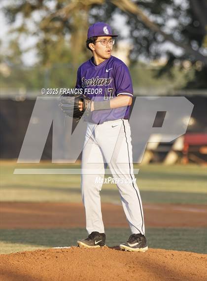 Thumbnail 2 in Spoto vs. East Bay (FHSAA 5A District 8 Final) photogallery.