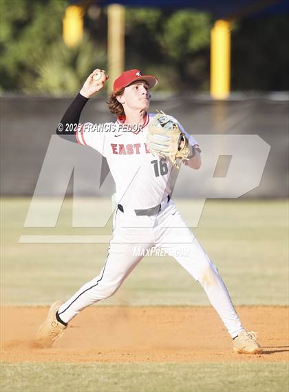 Thumbnail 3 in Spoto vs. East Bay (FHSAA 5A District 8 Final) photogallery.