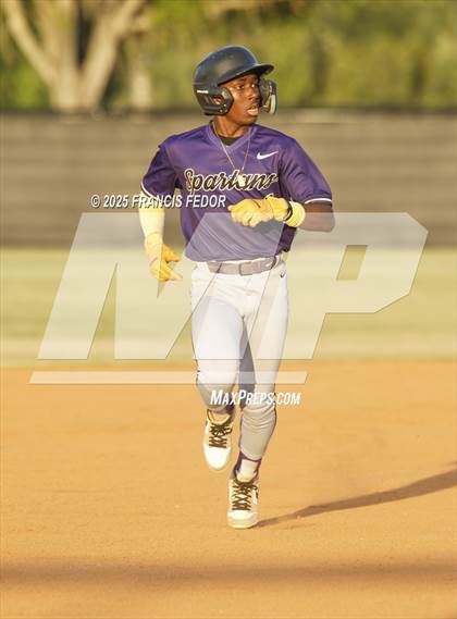 Thumbnail 3 in Spoto vs. East Bay (FHSAA 5A District 8 Final) photogallery.
