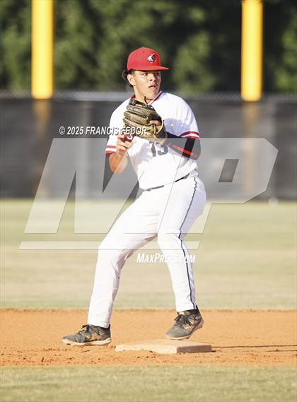 Thumbnail 2 in Spoto vs. East Bay (FHSAA 5A District 8 Final) photogallery.