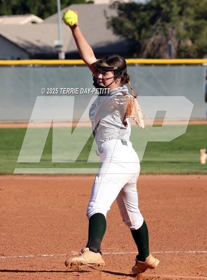 Thumbnail 2 in Corona del Sol @ Horizon (Scrimmage) photogallery.