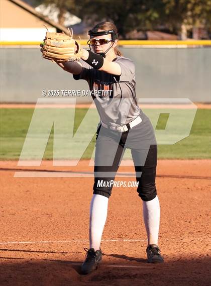 Thumbnail 3 in Corona del Sol @ Horizon (Scrimmage) photogallery.