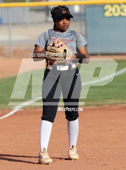 Thumbnail 1 in Corona del Sol @ Horizon (Scrimmage) photogallery.