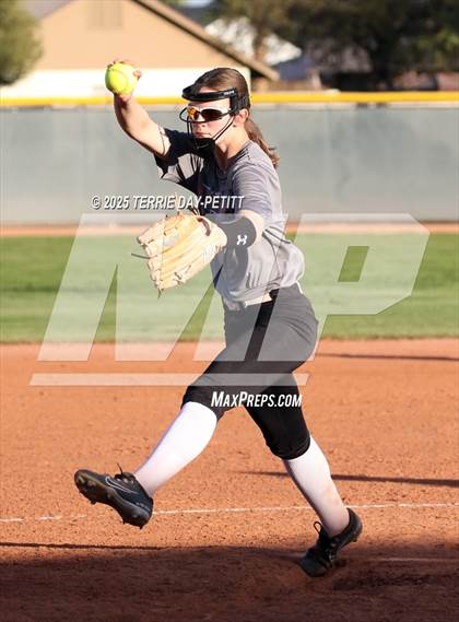 Thumbnail 3 in Corona del Sol @ Horizon (Scrimmage) photogallery.