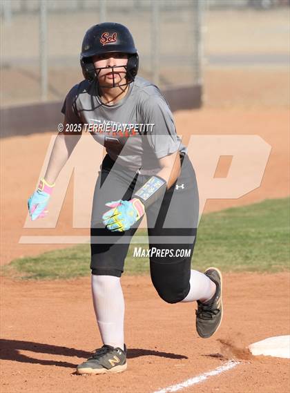 Thumbnail 2 in Corona del Sol @ Horizon (Scrimmage) photogallery.