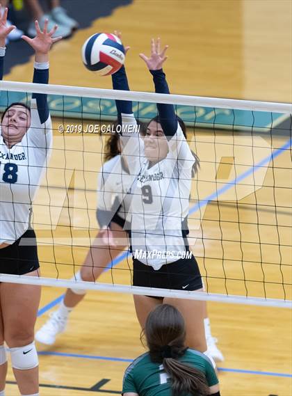 Thumbnail 3 in Reagan [Ronald] vs Alexander (NEISD Volleyball Tournament) photogallery.