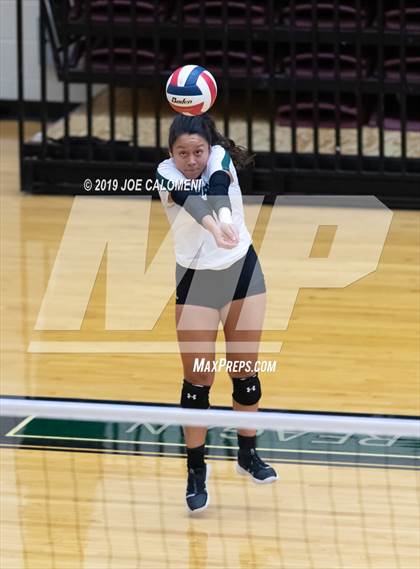 Thumbnail 2 in Reagan [Ronald] vs Alexander (NEISD Volleyball Tournament) photogallery.
