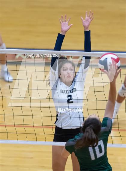 Thumbnail 1 in Reagan [Ronald] vs Alexander (NEISD Volleyball Tournament) photogallery.