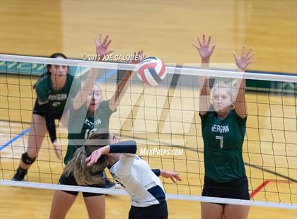 Thumbnail 1 in Reagan [Ronald] vs Alexander (NEISD Volleyball Tournament) photogallery.