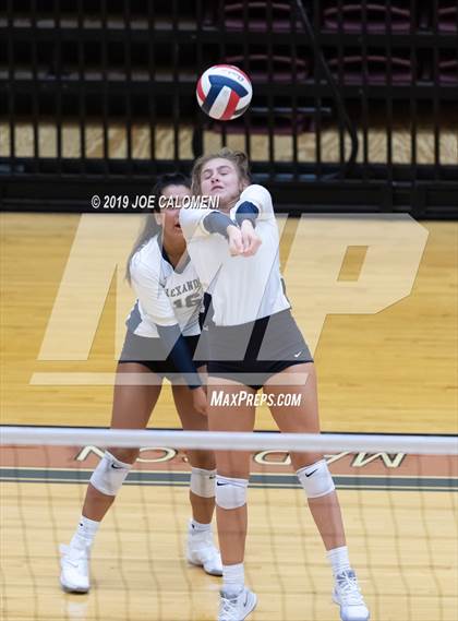 Thumbnail 3 in Reagan [Ronald] vs Alexander (NEISD Volleyball Tournament) photogallery.
