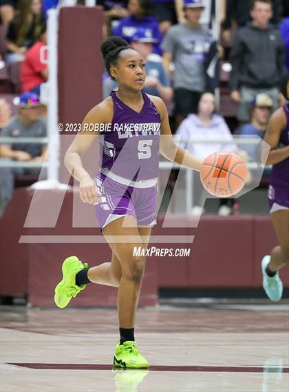Thumbnail 1 in Frankston vs. LaPoynor (UIL 2A Regional Semifinal Playoff) photogallery.