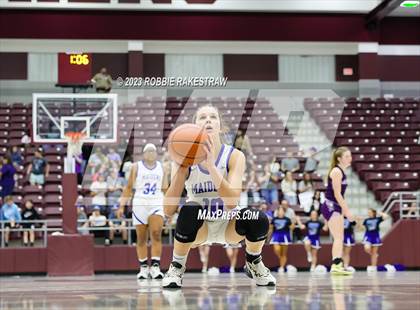 Thumbnail 2 in Frankston vs. LaPoynor (UIL 2A Regional Semifinal Playoff) photogallery.