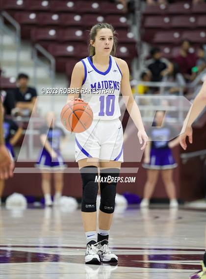 Thumbnail 2 in Frankston vs. LaPoynor (UIL 2A Regional Semifinal Playoff) photogallery.