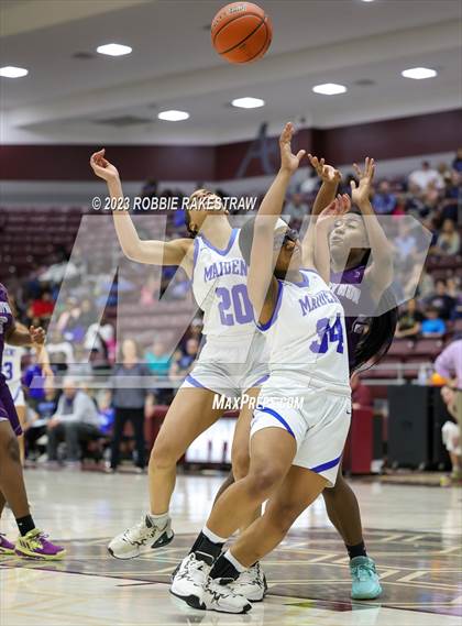 Thumbnail 1 in Frankston vs. LaPoynor (UIL 2A Regional Semifinal Playoff) photogallery.